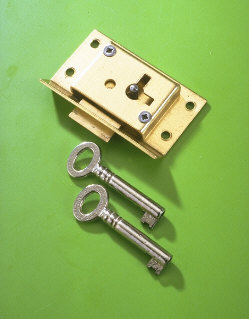 Bureau Lock No.61B